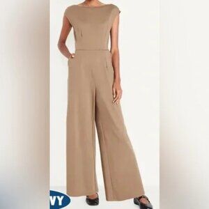 Old Navy XL Taupe Wide Leg Jumpsuit Cap Sleeve V Neck